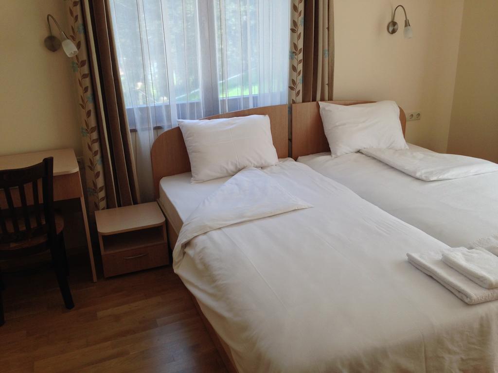 Mala Planina Guest House Iskrets Quarto foto